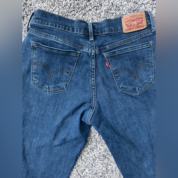 Levi’s Women’s 505 Straight Leg Jeans Size 6M 28x32 - Picture 5 of 5